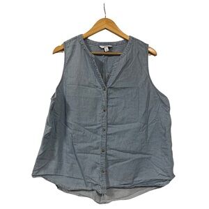 Croft & Barrow Women's Light Blue Denim Sleeveless Button-Down Shirt